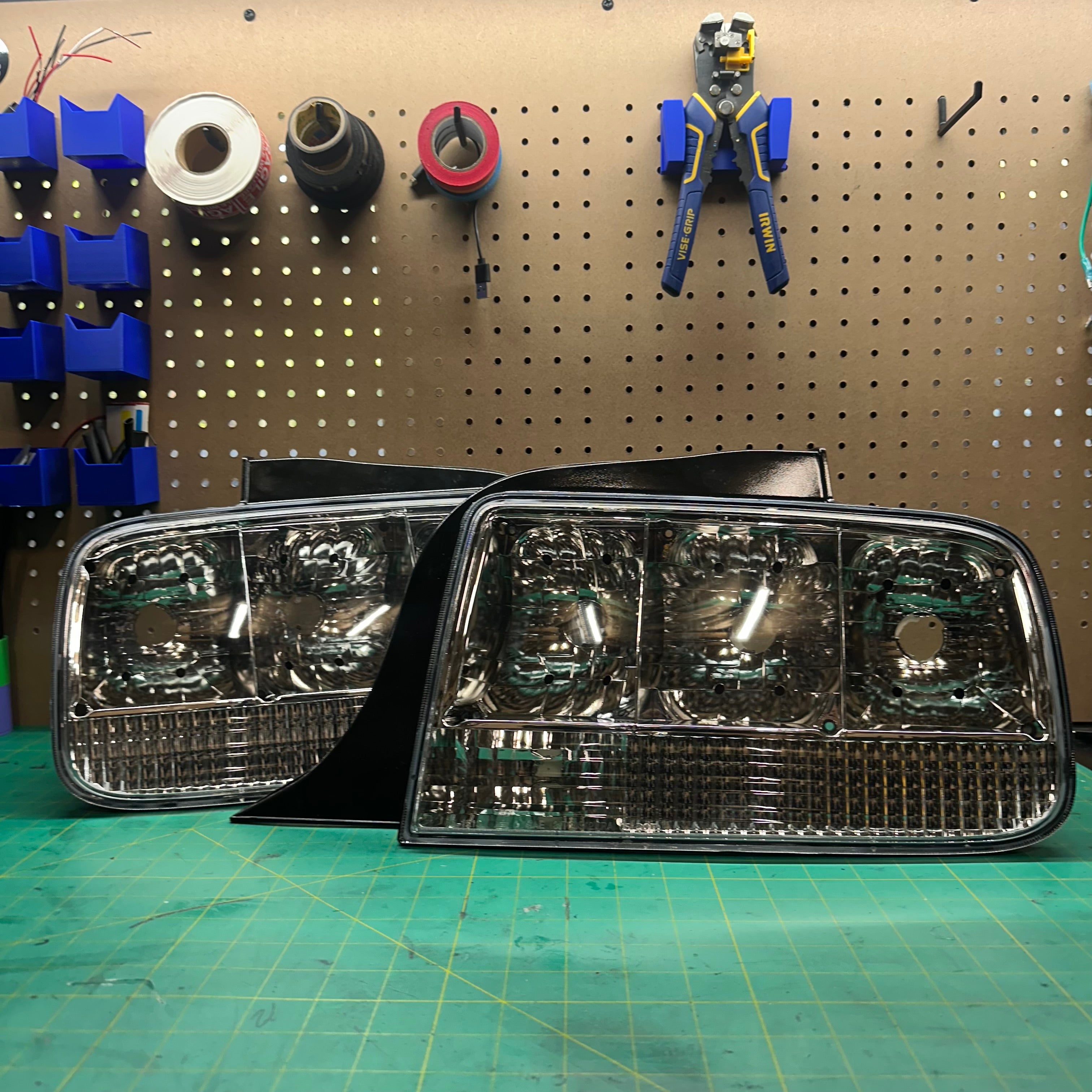 2005-09 Ford Mustang Clear Taillight 'New Design' (V1) – Simp Built